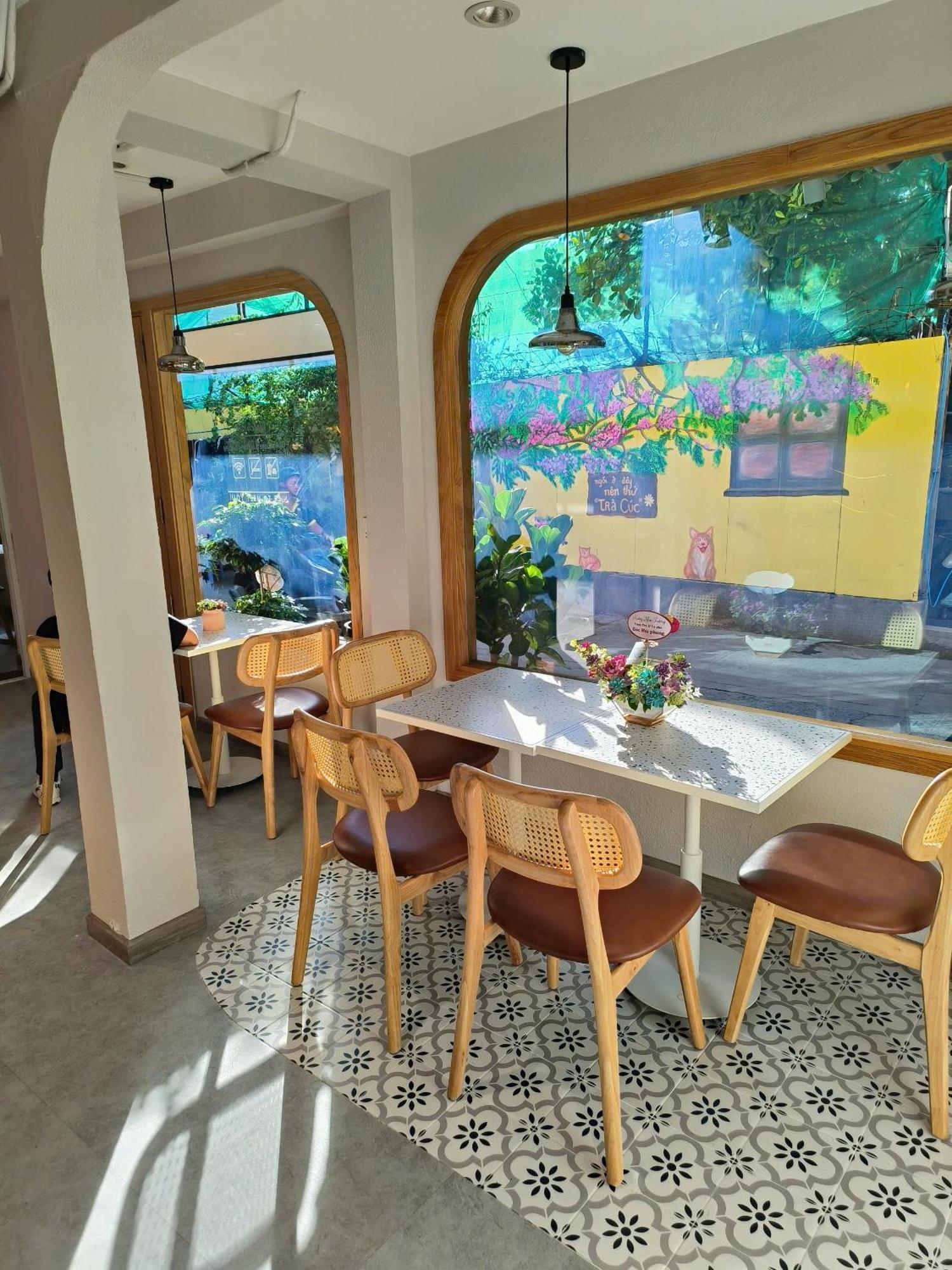 Goc Hai Phong Drinks & Homestay Q4 ホーチミン市 エクステリア 写真